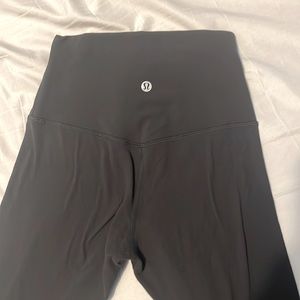 Lululemon Align High-Rise Size 2 inseam 28”